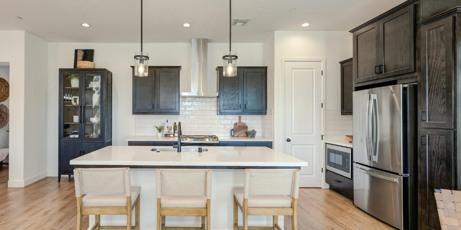 Untitled design - 2026-01-13T095227.535 Modern Farmhouse Interior Design Style | The Floor Stores